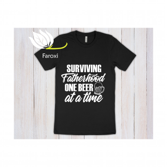 T- Shirt voor vaders - Surviving Fatherhood One Beer At a Time  